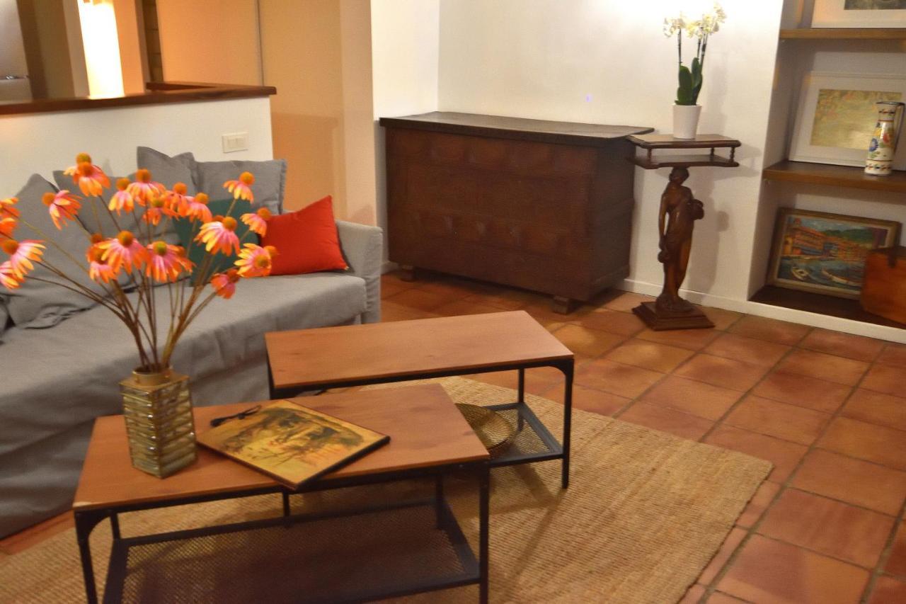 Apartment 33 On The Old Historic Senate Square Nizza Kültér fotó