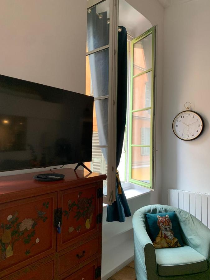 Apartment 33 On The Old Historic Senate Square Nizza Kültér fotó