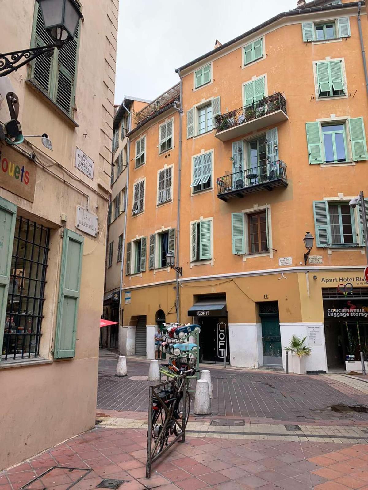 Apartment 33 On The Old Historic Senate Square Nizza Kültér fotó